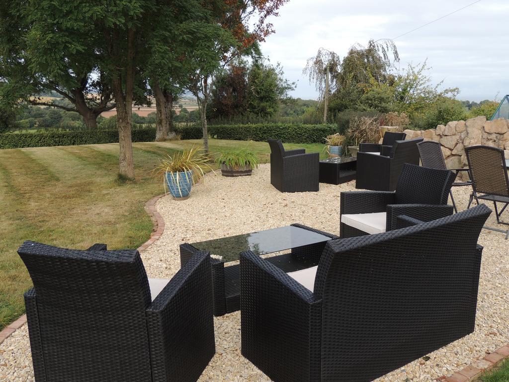 Cedar House Bed & Breakfast Minehead Dış mekan fotoğraf