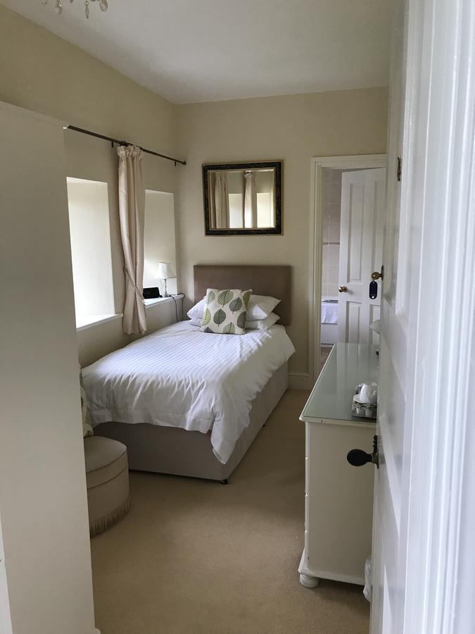 Cedar House Bed & Breakfast Minehead Dış mekan fotoğraf