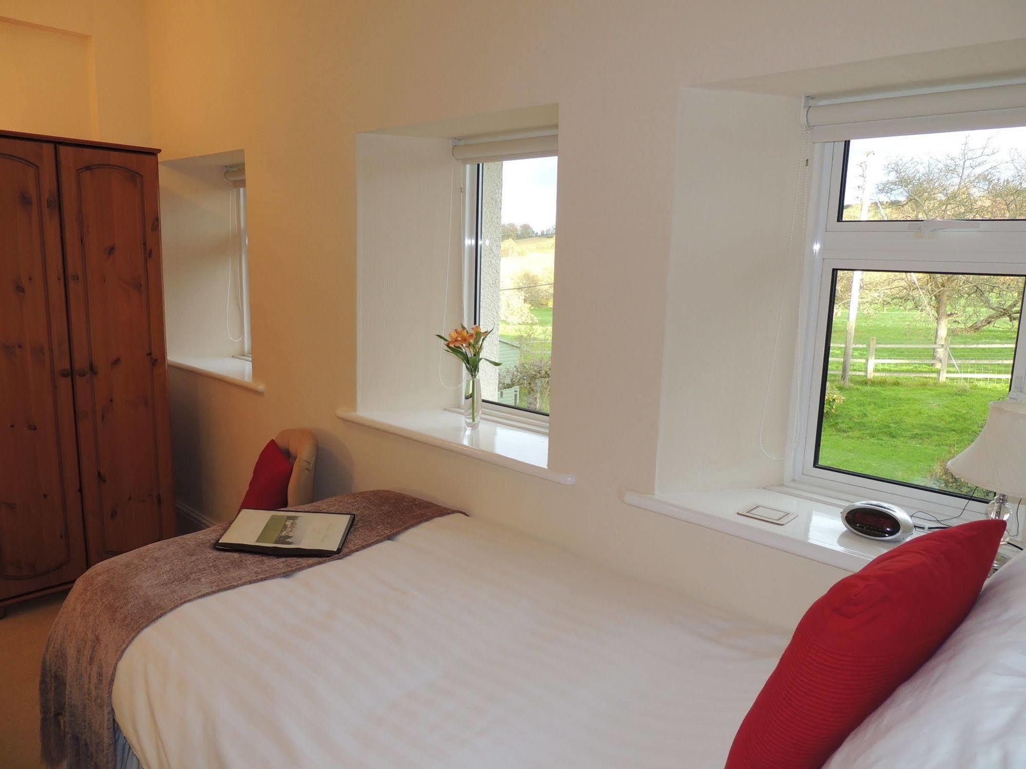 Cedar House Bed & Breakfast Minehead Dış mekan fotoğraf