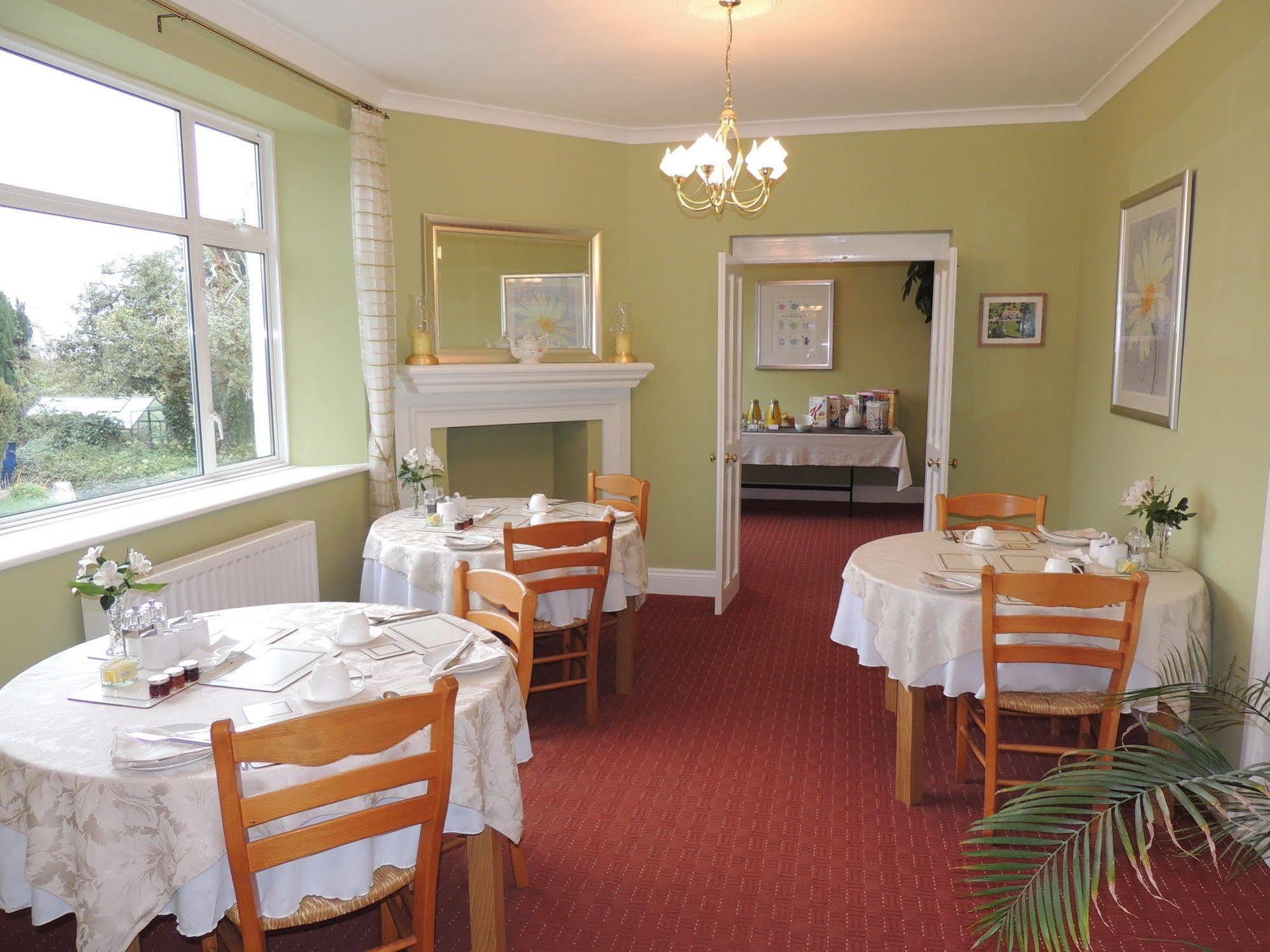 Cedar House Bed & Breakfast Minehead Dış mekan fotoğraf