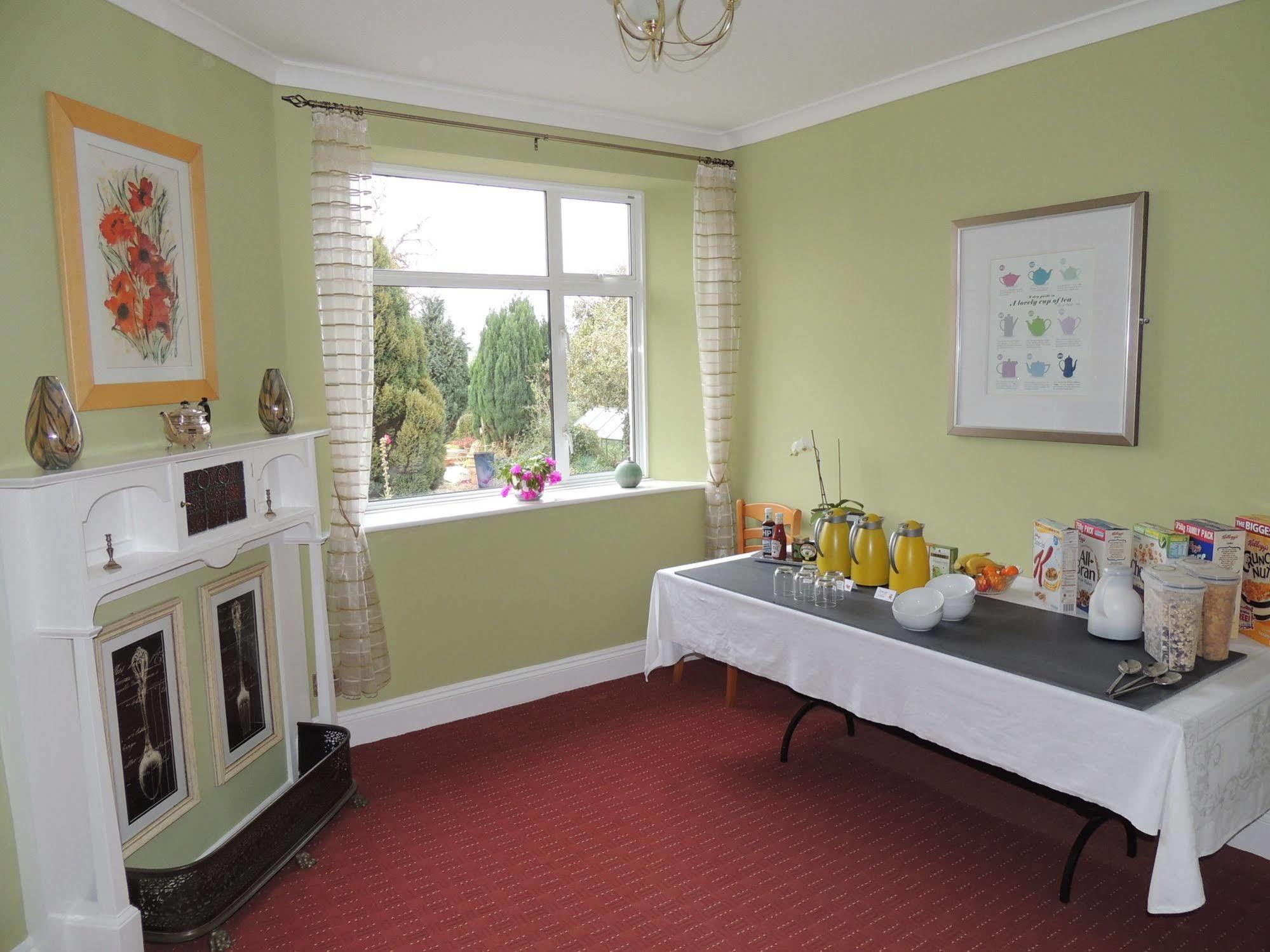 Cedar House Bed & Breakfast Minehead Dış mekan fotoğraf