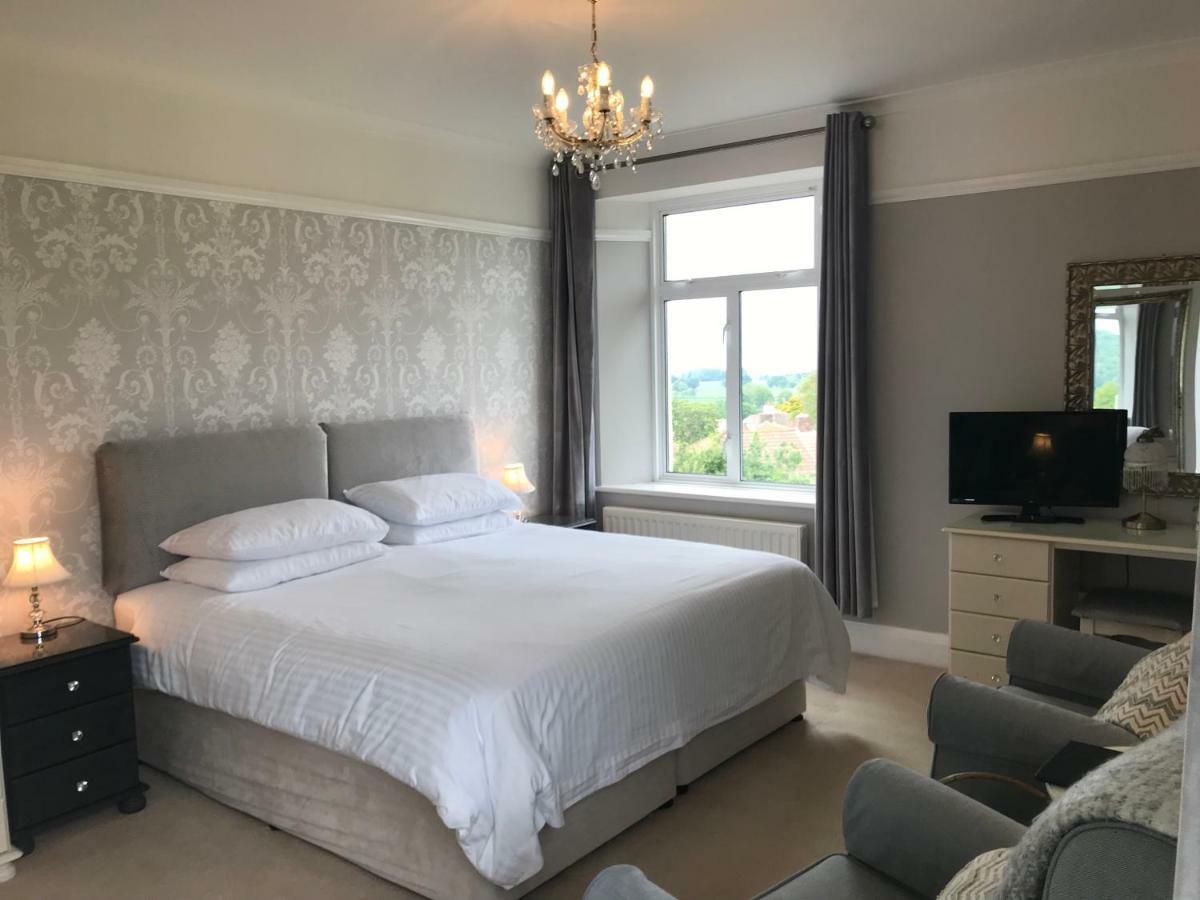 Cedar House Bed & Breakfast Minehead Dış mekan fotoğraf