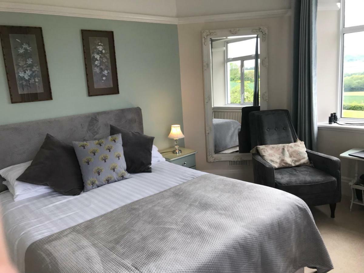 Cedar House Bed & Breakfast Minehead Dış mekan fotoğraf