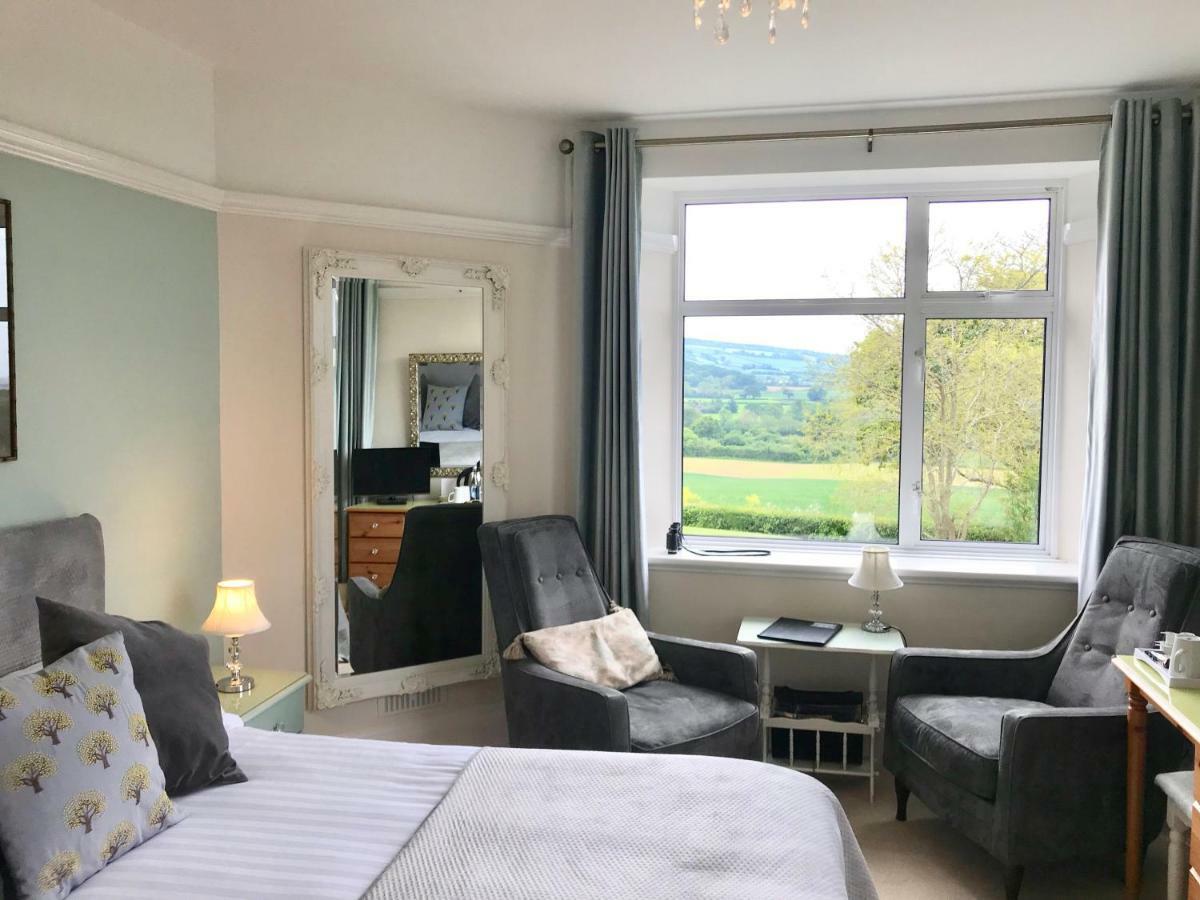 Cedar House Bed & Breakfast Minehead Dış mekan fotoğraf